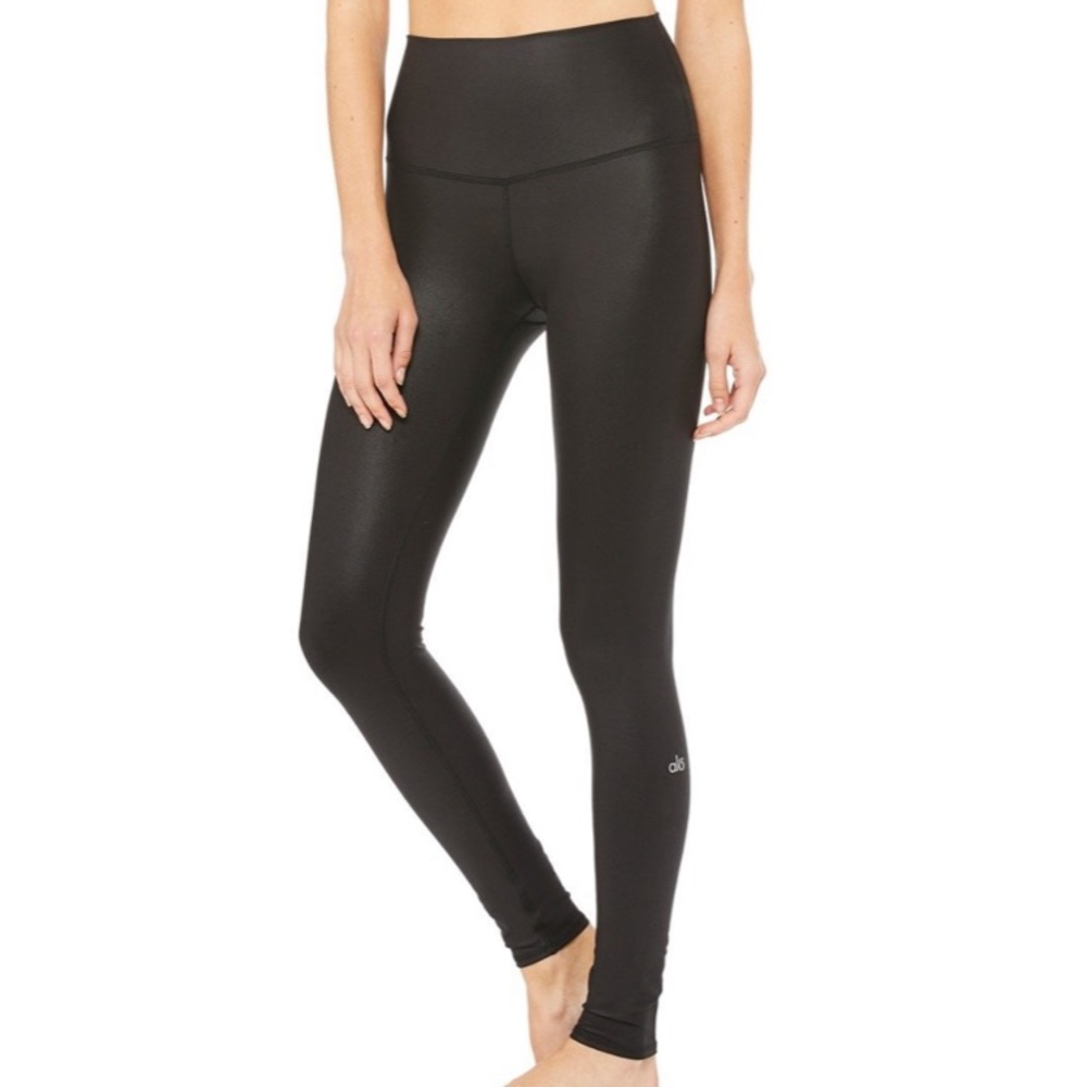 ALO black glossy airbrush legging. Size small!